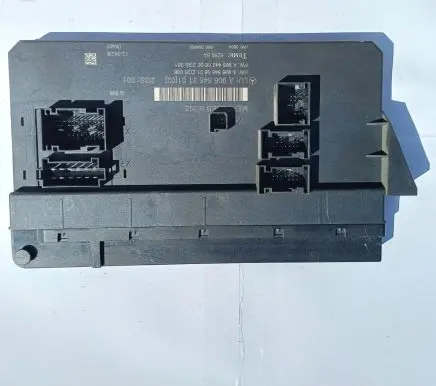 Mercedes-Benz Sprinter W906 SAM control unit A9065453101