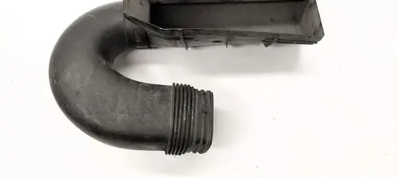 Audi Q3 8U Air intake duct part 8U0129618D