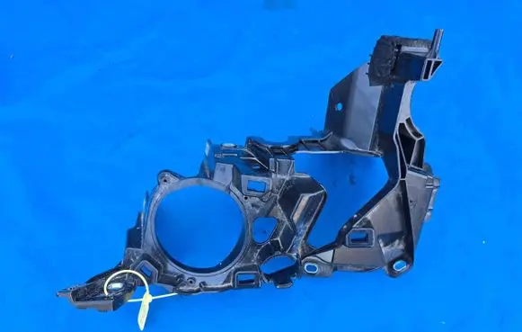 BMW 4 G22 G23 G24 G26 Rear underbody cover/under tray 7489861