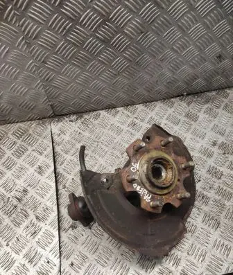 Mitsubishi Pajero Front wheel hub spindle knuckle