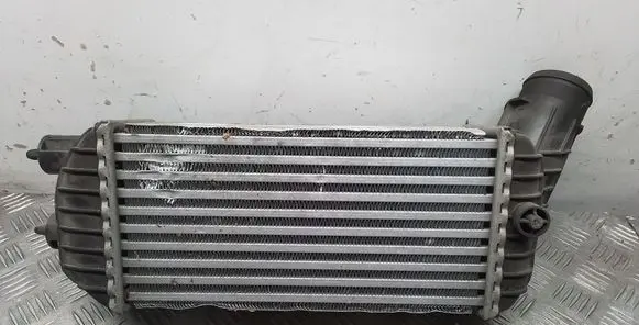 Peugeot 308 Intercooler radiator 9674720580
