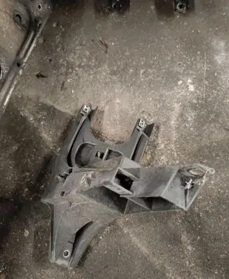 BMW X5 E70 Headlight/headlamp mounting bracket 51127157983 7157983