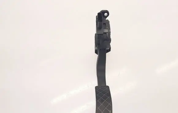 Audi A5 8T 8F Accelerator throttle pedal 8K1723523