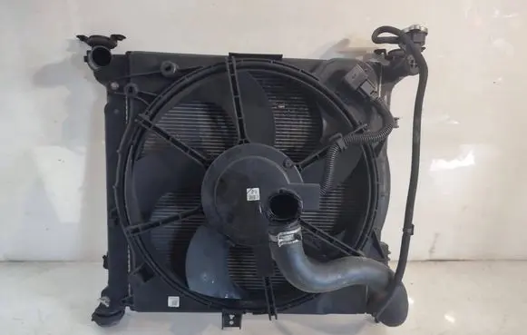 KIA Optima Coolant radiator 0230001821