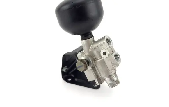 Mercedes-Benz SL R230 Air suspension compressor A2203270231 2203270231
