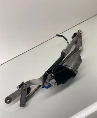 Toyota Auris 150 Front wiper linkage and motor 1593000831 8511002190