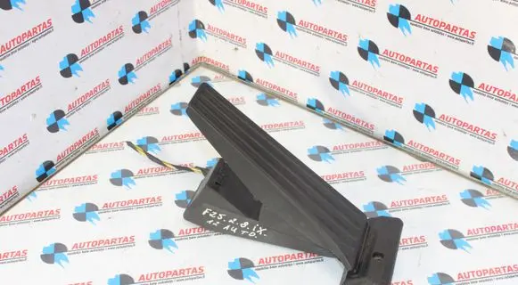BMW X3 F25 Accelerator throttle pedal 6858574