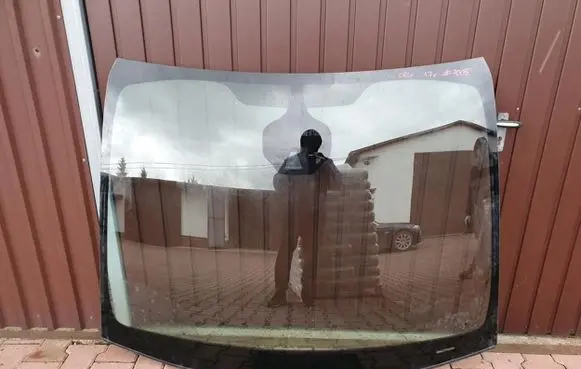 Opel Zafira C Front windscreen/windshield window 16TYS