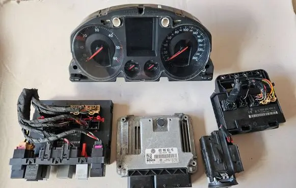 Volkswagen PASSAT B6 Engine control unit/module 03G906021MS 0281013312 3C0959433K