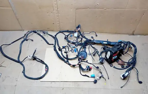 Opel Mokka B Engine installation wiring loom