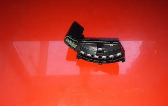 Seat Exeo (3R) Steering angle sensor 002044