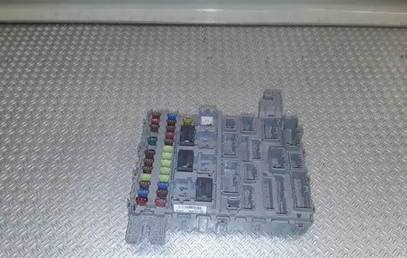 Honda FR-V Fuse module 