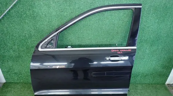 Jeep Grand Cherokee Front door