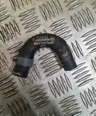 Porsche Cayenne (92A) Engine coolant pipe/hose 7P5815993