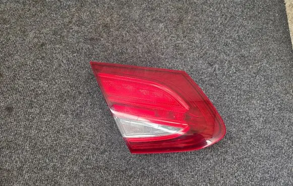 Mercedes-Benz C W205 Tailgate rear/tail lights A2059066700 2SD011786 00117844