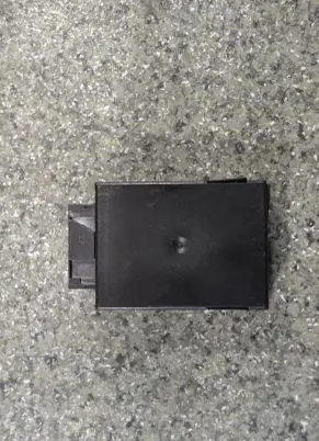 BMW 5 E39 Air suspension control unit module (rear) 37141092396 110187 05103000
