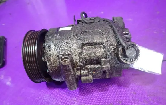Skoda Fabia Mk1 (6Y) Air conditioning (A/C) compressor (pump) 6Q0820803G