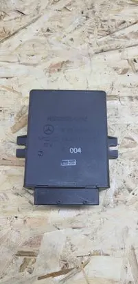 Mercedes-Benz E W211 Air suspension control unit module (rear) A2115450432