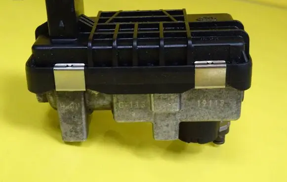 Audi A8 S8 D3 4E Turbo charger electric actuator 6NW008412 G113