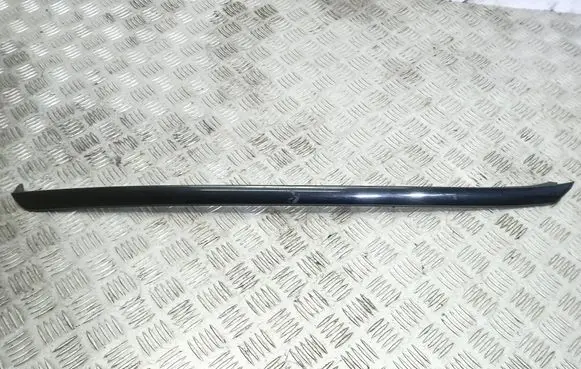 Volvo XC60 Windshield trim 