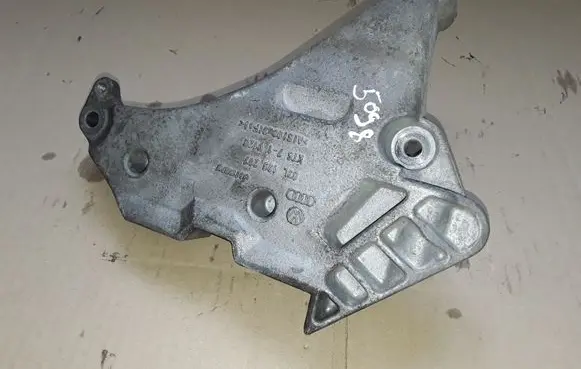 Volkswagen PASSAT B7 Engine mounting bracket 03L199207 KTS71V120