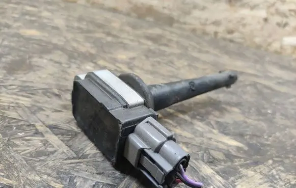 Nissan Tiida C11 High voltage ignition coil 22448ED800