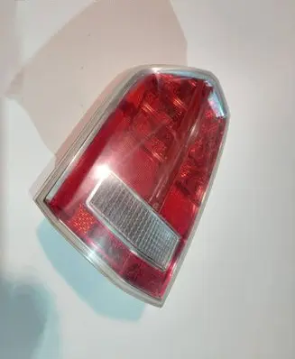 Chrysler 300 - 300C Rear/tail lights P68154611AD