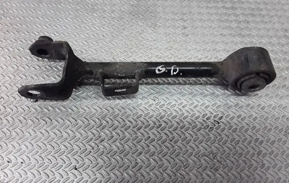 Honda CR-V Rear control arm