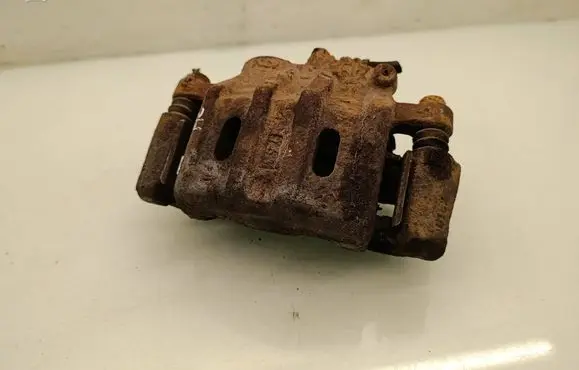 Citroen C-Crosser Front brake caliper 