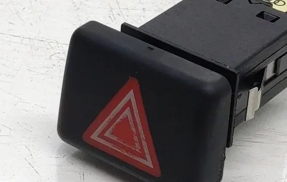 Audi A4 S4 B7 8E 8H Hazard light switch 8E0941509