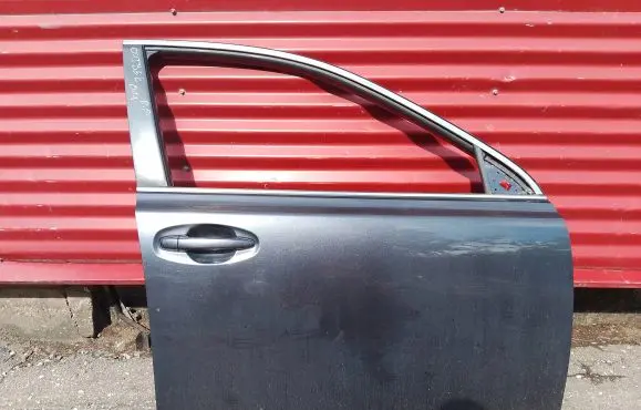 Subaru Outback Front door