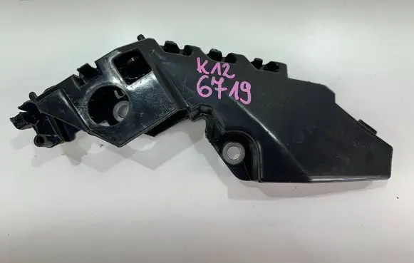 Volkswagen Tiguan Fender mounting bracket 5NN807050 3WN807050A