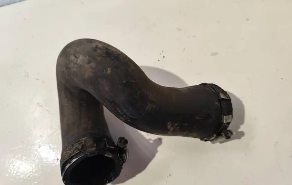 Audi A4 S4 B7 8E 8H Intercooler hose/pipe 8E0145738F