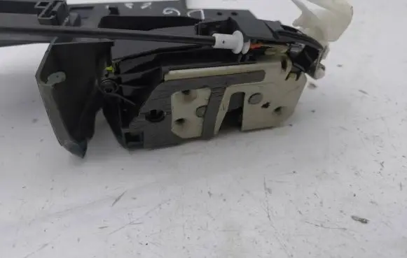 Ford C-MAX II Rear door lock AM5AR26412CC