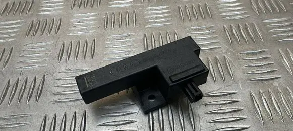 Audi A6 S6 C7 4G Keyless (KESSY) go control unit/module 8K0907247