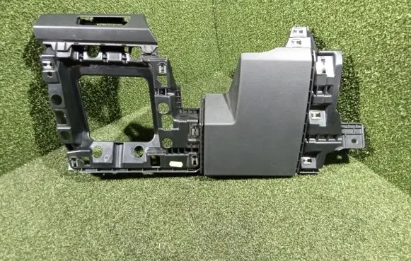 Renault Trafic III (X82) Dashboard center trim panel 689214065R 2594928X