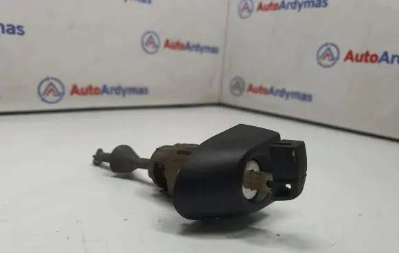 BMW 1 E81 E87 Front door lock (next to the handle) 7161429 51217161429