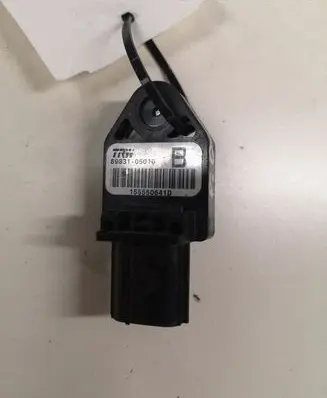 Toyota Corolla Verso AR10 Airbag deployment crash/impact sensor 8983105010