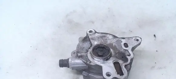 Volkswagen PASSAT B6 Fuel injection high pressure pump 03G145209