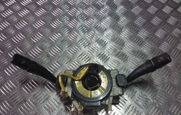 Hyundai Elantra Wiper turn signal indicator stalk/switch 934002D100