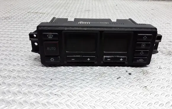 Audi A3 S3 8L Climate control unit 8L0820043B