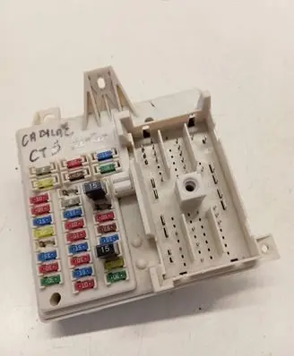 Cadillac CTS Fuse module 22782849 22410366