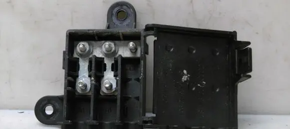 Audi R8 42 Fuse box set 420941824