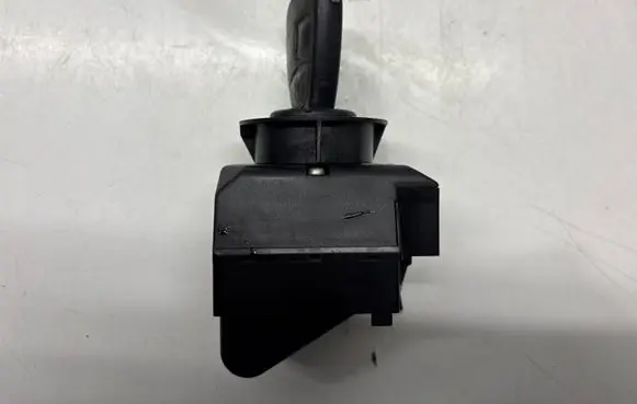 Mercedes-Benz E W210 Ignition lock 2105450208