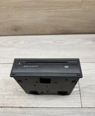 Volkswagen PASSAT B6 Navigation unit CD/DVD player 4E0919887M 4E0910888E
