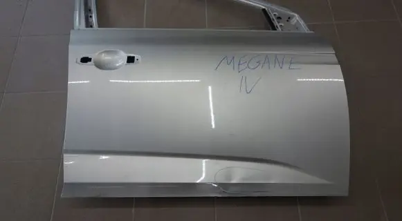 Renault Megane IV Front door 801001148R
