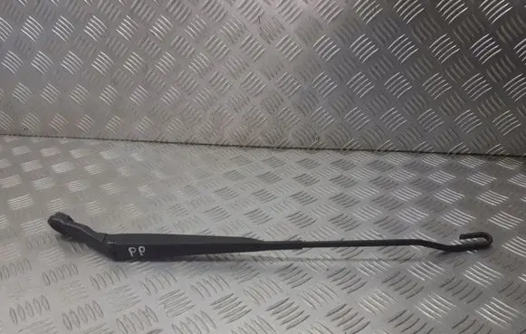 Nissan Micra Front wiper blade arm 80008647