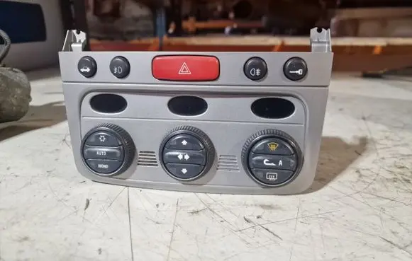 Alfa Romeo 147 Climate control unit 07353063490