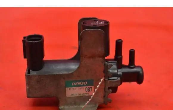 Honda Civic Vacuum valve 1397000870