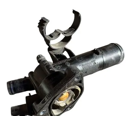 Renault Megane III Thermostat/thermostat housing 82009543289